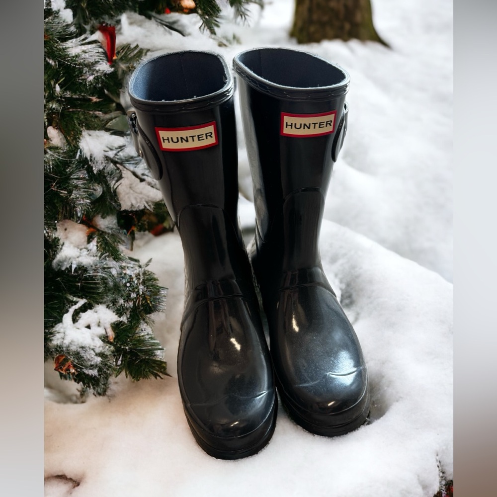 Hunter navy boots